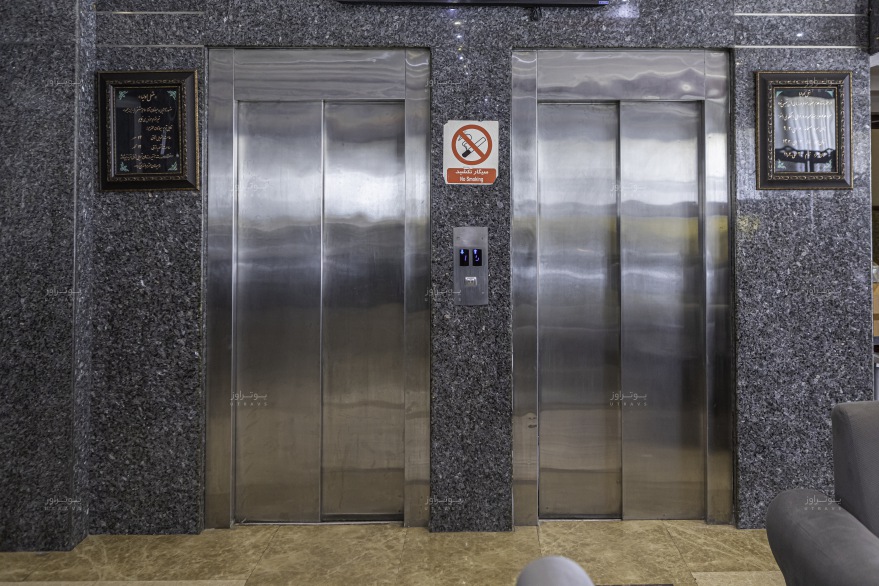 آسانسور طبقات هتل اولیا مشهد